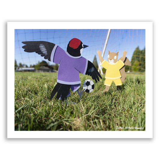 Woodpecker Vs Squirrel Soccer